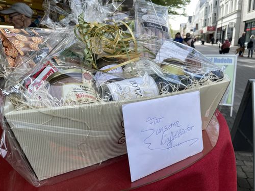 Wochenmarkt Neheim: Abschied von Jürgen Plauk (3)